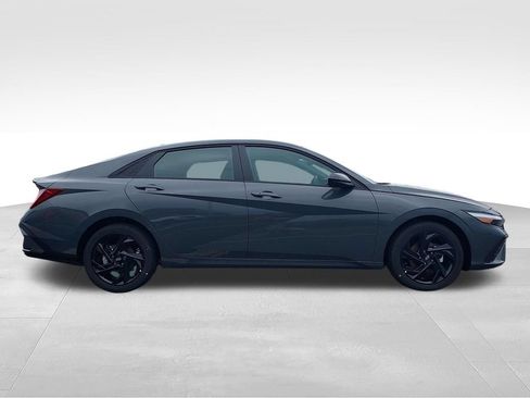 New 2026 Hyundai Elantra Sport FWD image 6