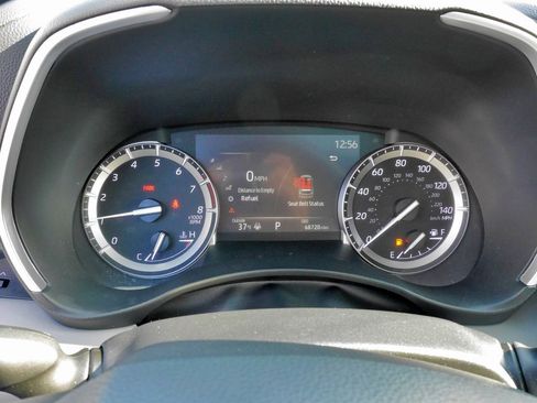 Used 2022 Toyota Highlander XLE image 24