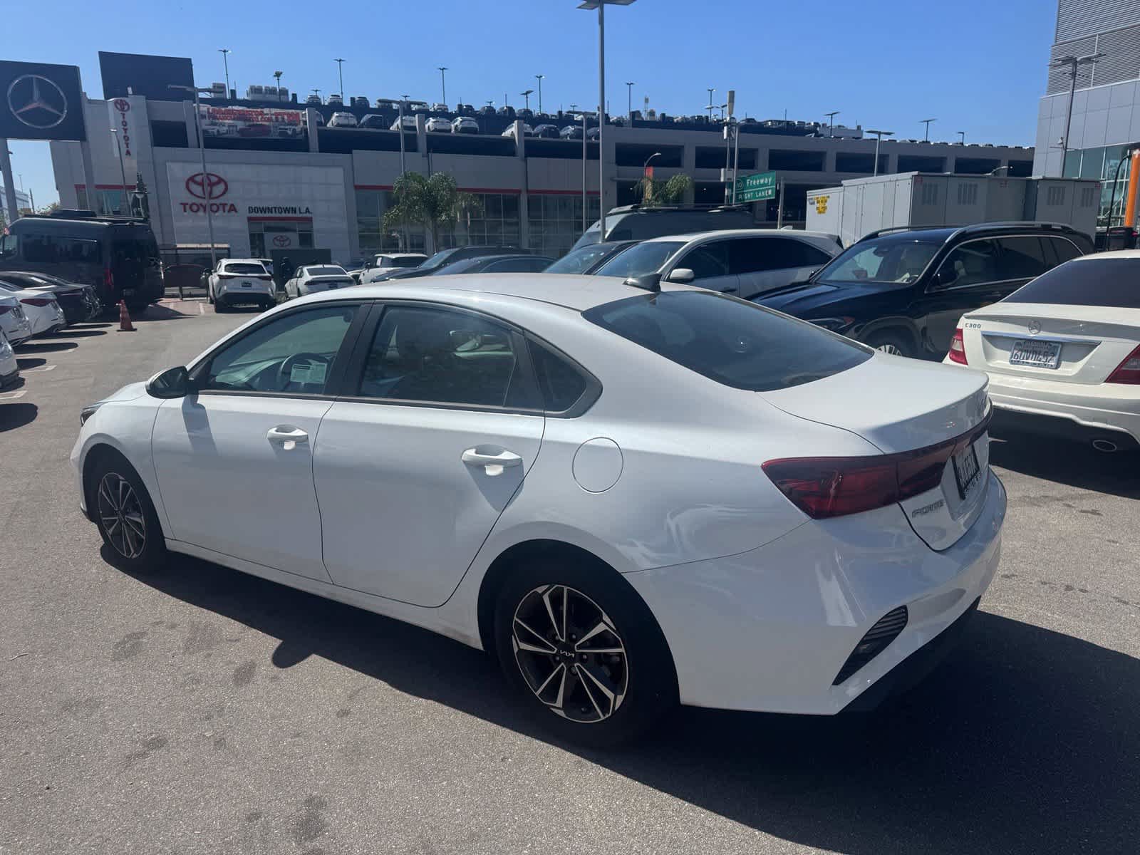 Used 2023 Kia Forte LXS FWD image 4