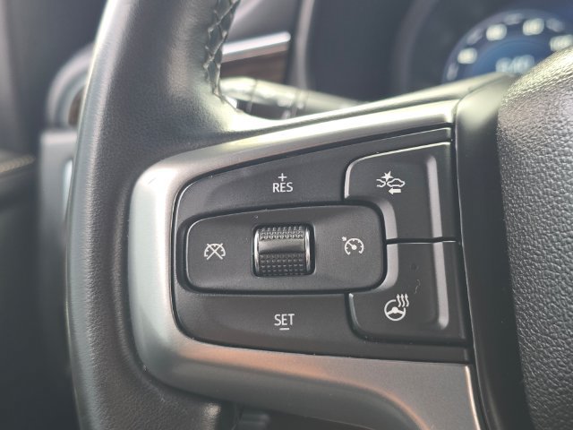 Used 2023 Chevrolet Suburban Premier RWD image 25