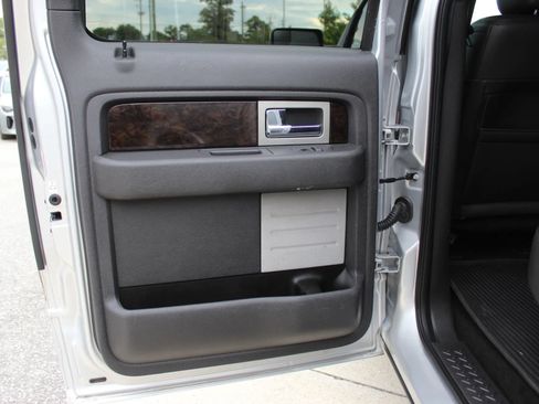 Used 2013 Ford F150 Platinum AWD/4WD image 20