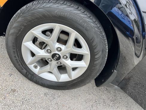 Used 2020 Kia Soul S image 33