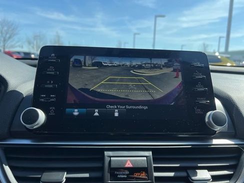 Used 2022 Honda Accord Sport Special Edition image 19