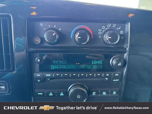 Used 2014 Chevrolet Express 1500 image 24