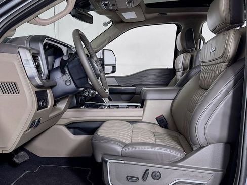 Used 2026 Ford F450 Platinum w/ Platinum Plus Package image 16