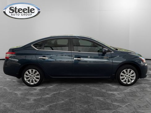 Used 2015 Nissan Sentra SV FWD image 6