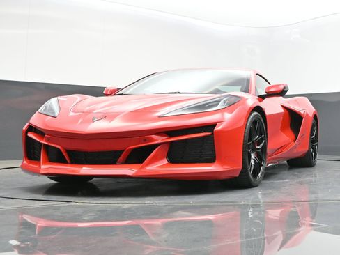 Used 2024 Chevrolet Corvette Z06 w/ Stealth Interior Trim Package RWD image 44