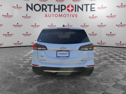 Used 2024 Chevrolet Equinox LT w/ LPO, Floor Liner Package image 5