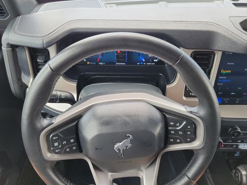 Certified 2025 Ford Bronco Outer Banks AWD/4WD image 21
