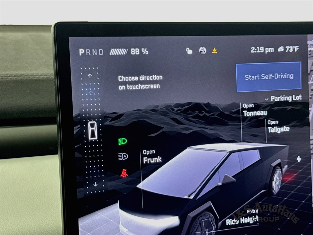 Used 2024 Tesla Cybertruck Cyberbeast AWD/4WD image 22