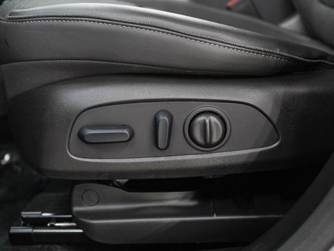 Used 2023 Buick Encore GX Preferred w/ Cold Weather Comfort Package AWD/4WD image 27
