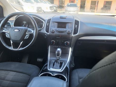 Used 2017 Ford Edge SEL AWD/4WD image 18