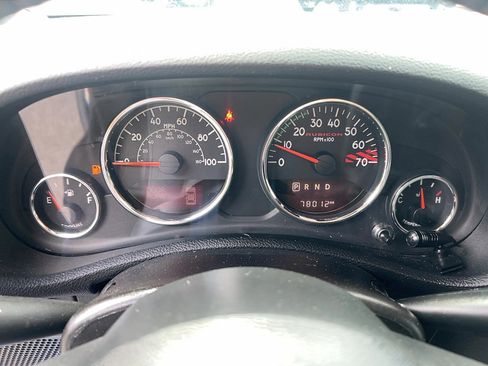 Used 2016 Jeep Wrangler Rubicon AWD/4WD image 16