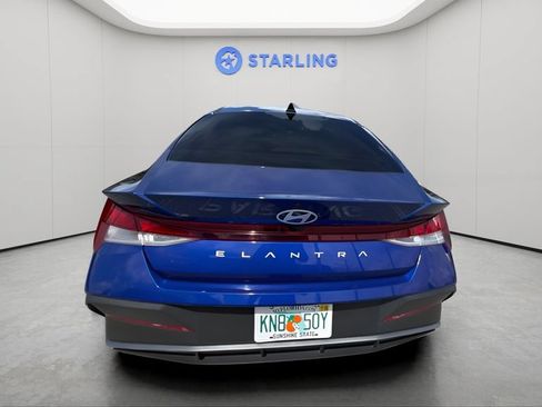 Used 2024 Hyundai Elantra SEL FWD image 3