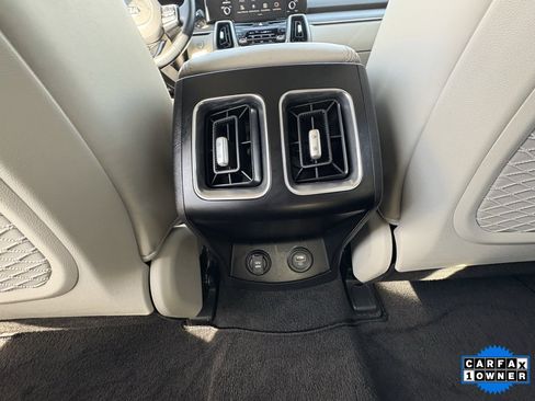 Used 2021 Kia Sorento EX w/ Panoramic Sunroof Package image 25