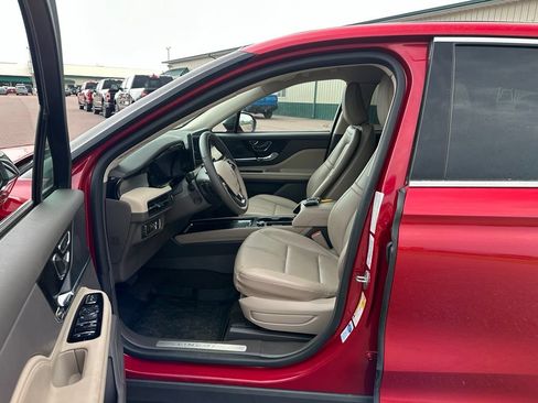 Used 2023 Lincoln Corsair AWD w/ Equipment Group 101A image 10