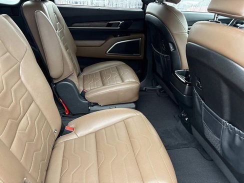 Used 2022 Kia Telluride SX w/ SX Prestige Package image 20