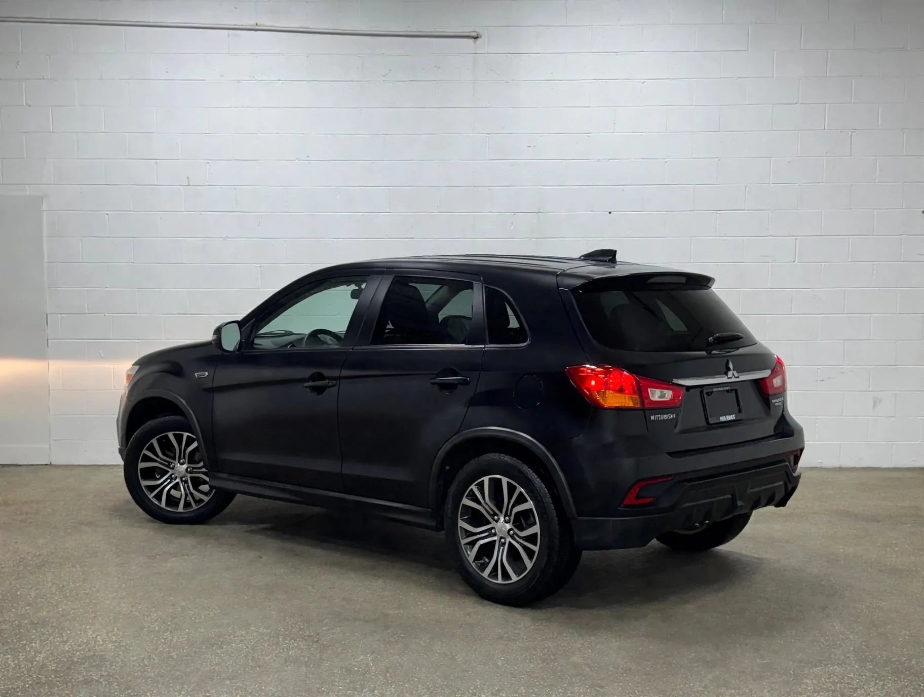 Used 2019 Mitsubishi Outlander Sport ES FWD image 5