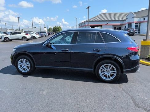 Used 2023 Mercedes-Benz GLC 300 4MATIC image 4