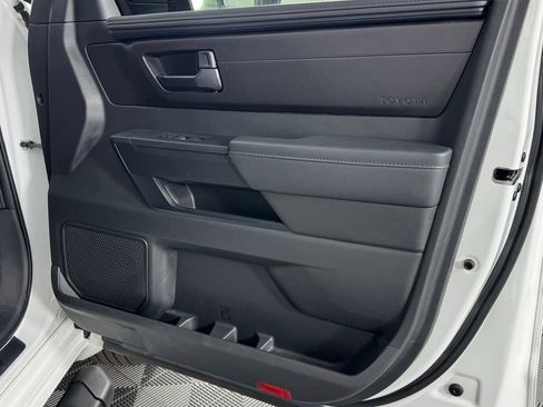 Used 2025 Toyota Tundra SR image 26