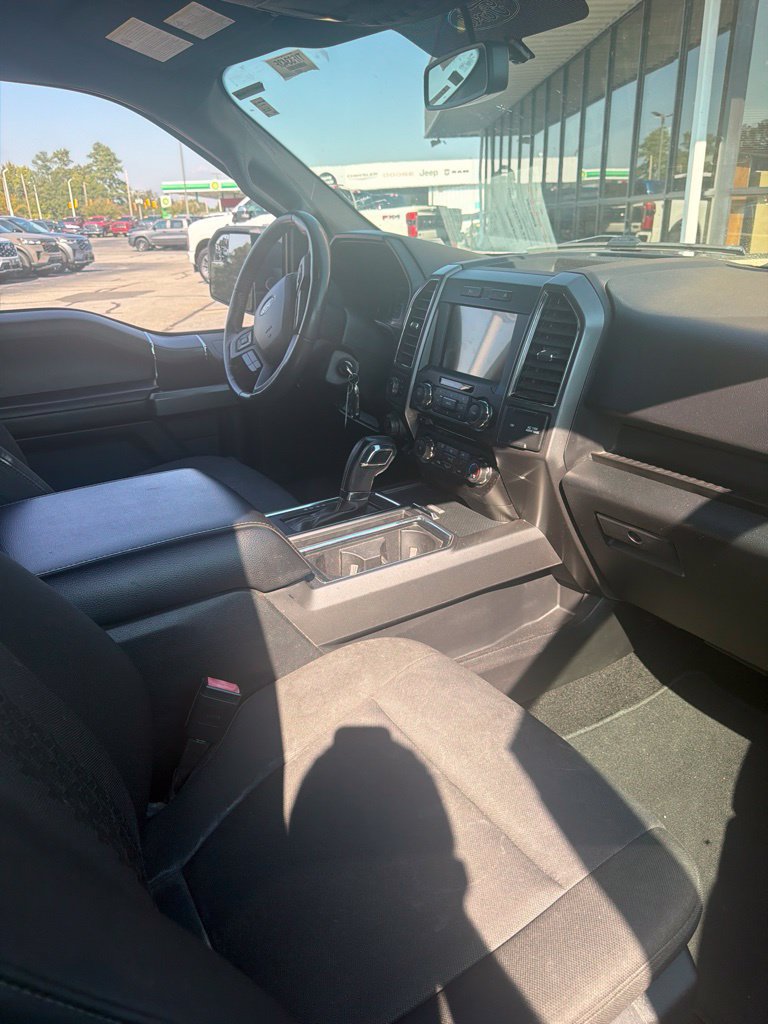 Used 2018 Ford F150 XLT w/ Equipment Group 302A Luxury AWD/4WD image 6