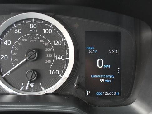 Used 2021 Toyota Corolla LE FWD image 14
