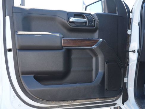 Used 2022 GMC Sierra 1500 SLT w/ SLT Premium Package AWD/4WD image 14