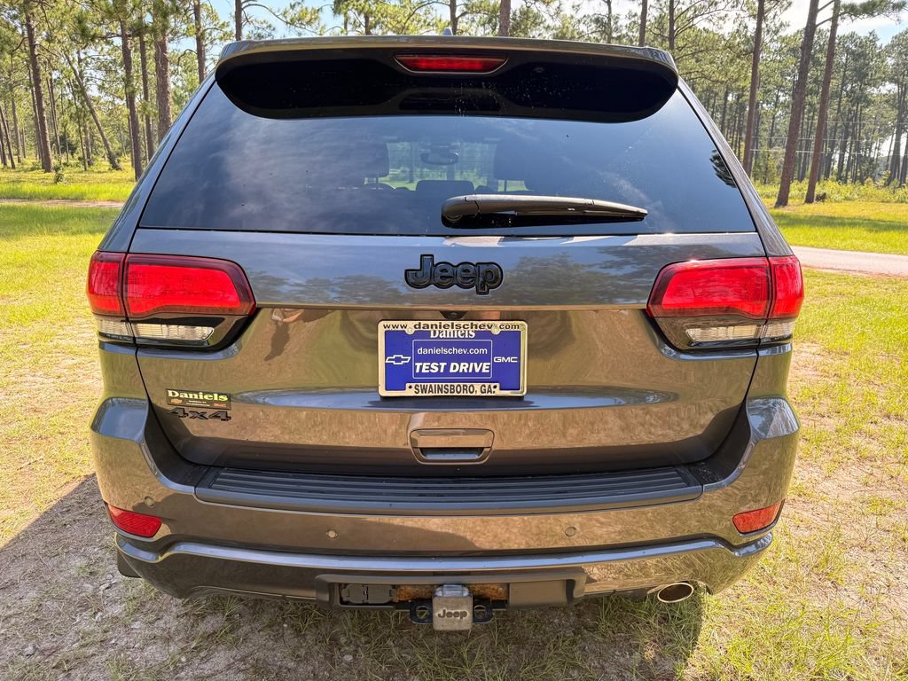 Used 2021 Jeep Grand Cherokee Altitude AWD/4WD image 4