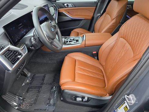 Certified 2025 BMW X5 sDrive40i w/ M Sport Package RWD image 9