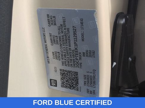 Used 2023 Chevrolet Colorado Trail Boss w/ Technology Package AWD/4WD image 33