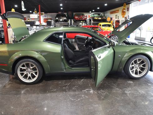 Used 2023 Dodge Challenger R/T Scat Pack image 17