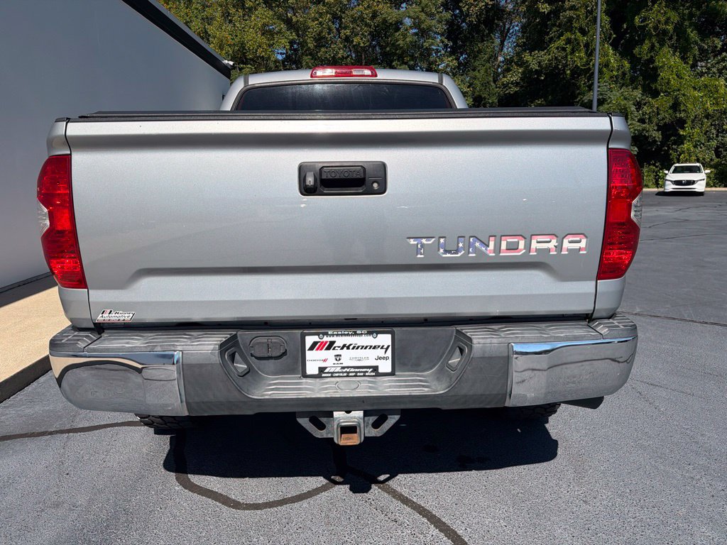 Used 2017 Toyota Tundra SR5 w/ SR5 Upgrade Package RWD image 9