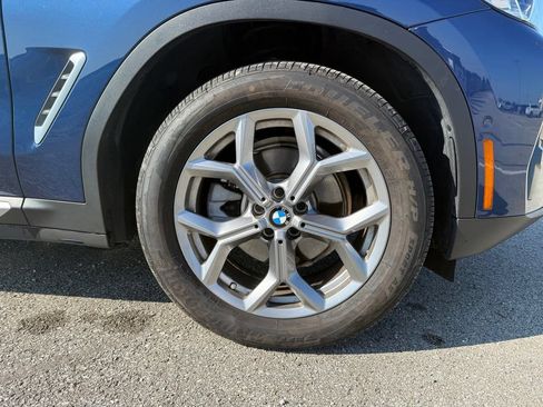 Used 2025 BMW X4 xDrive30i AWD/4WD image 18