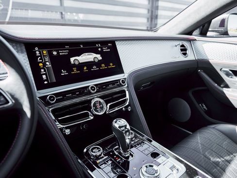 Used 2023 Bentley Flying Spur V8 AWD/4WD image 67