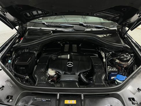Used 2018 Mercedes-Benz GLS 450 4MATIC image 28
