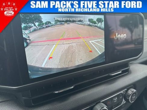 Used 2024 Jeep Wrangler Sport S AWD/4WD image 9