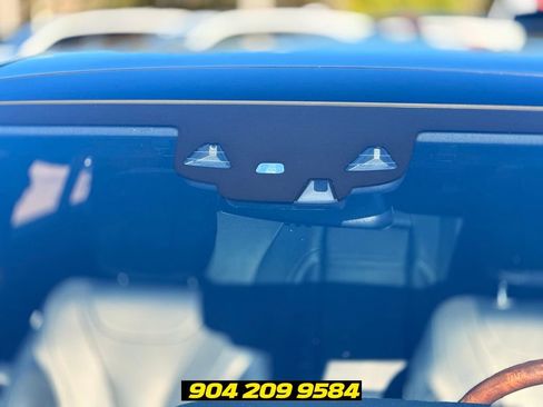 Used 2017 Mercedes-Benz S 550 Sedan image 18