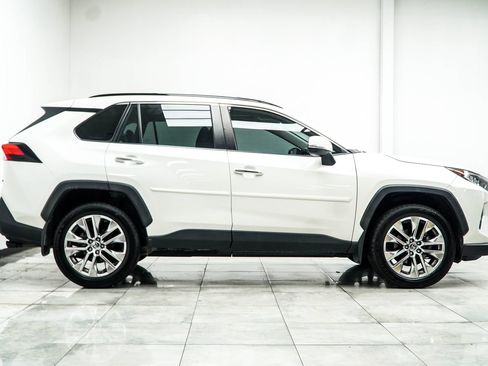 Used 2020 Toyota RAV4 Limited w/ All Weather Liner Package FWD image 7