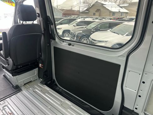 Used 2023 Mercedes-Benz Sprinter 3500 w/ Parking Package image 32