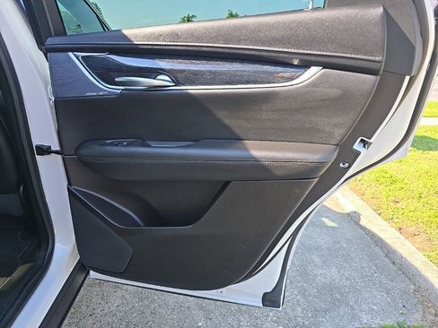 Used 2024 Cadillac XT5 Premium Luxury FWD image 40