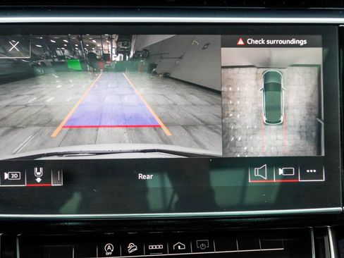 Used 2021 Audi Q7 3.0T Premium Plus image 23