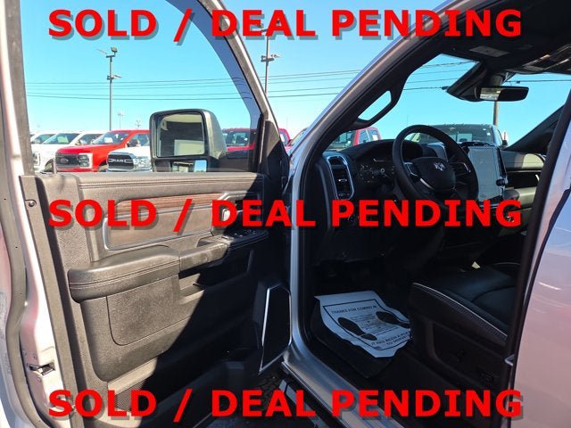 Used 2026 RAM 2500 Laramie AWD/4WD image 7