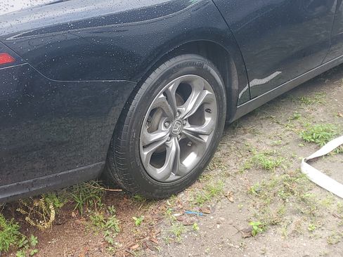 Used 2023 Honda Accord EX image 4