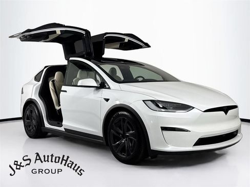 Used 2026 Tesla Model X Plaid AWD/4WD image 1