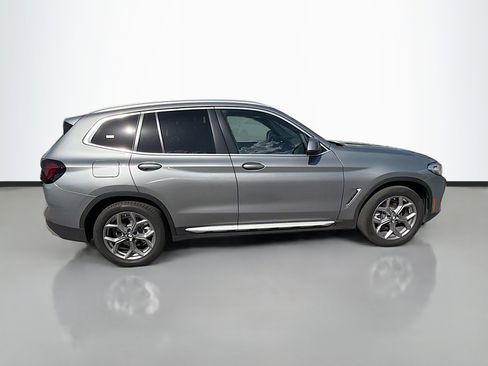Used 2024 BMW X3 sDrive30i image 2