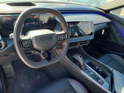 Used 2024 Dodge Charger R/T w/ Plus Group image 23