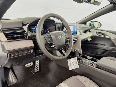 New 2026 Toyota Camry SE FWD image 13