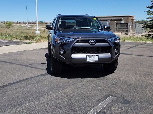 Used 2023 Toyota 4Runner SR5 Premium w/ Moonroof Package AWD/4WD image 4