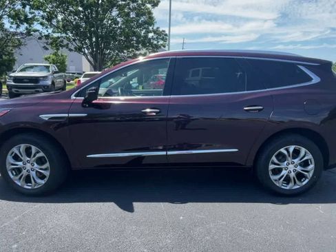 Used 2021 Buick Enclave Avenir w/ Avenir Technology Package FWD image 5