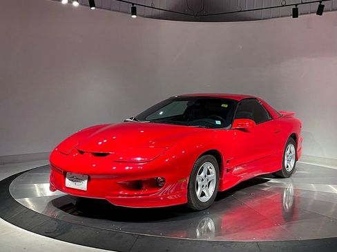 Used 1998 Pontiac Firebird Formula w/ Opt Pkg image 2